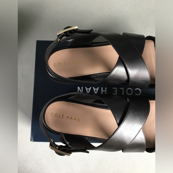 COLE HAAN - Picture 5 of 16